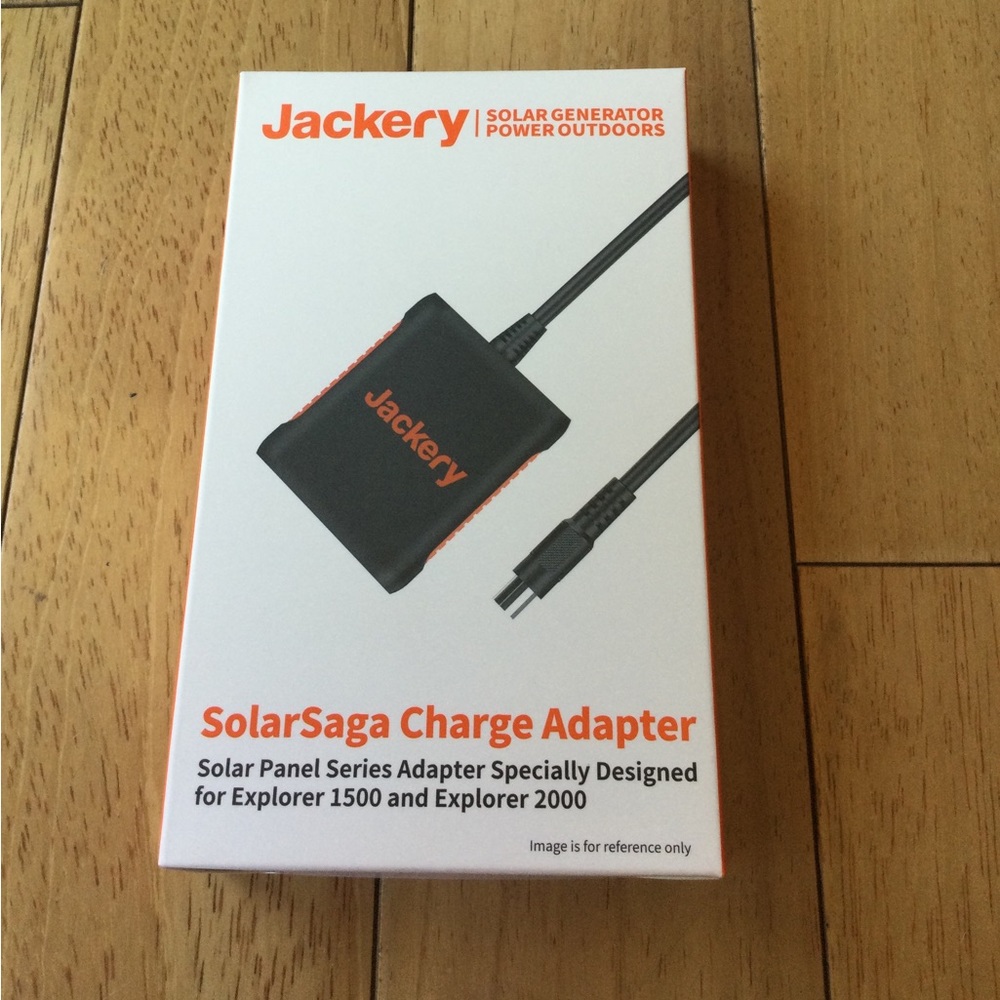 Jackery SolarSaga charge adapter